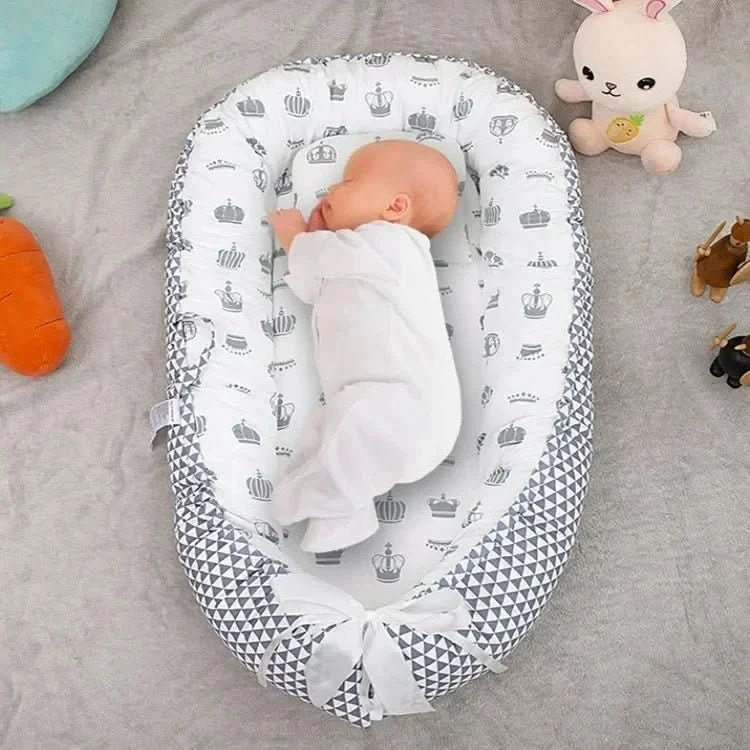 Foldable Portable Infant Bassinet Travel Baby Crib Safe Sleep