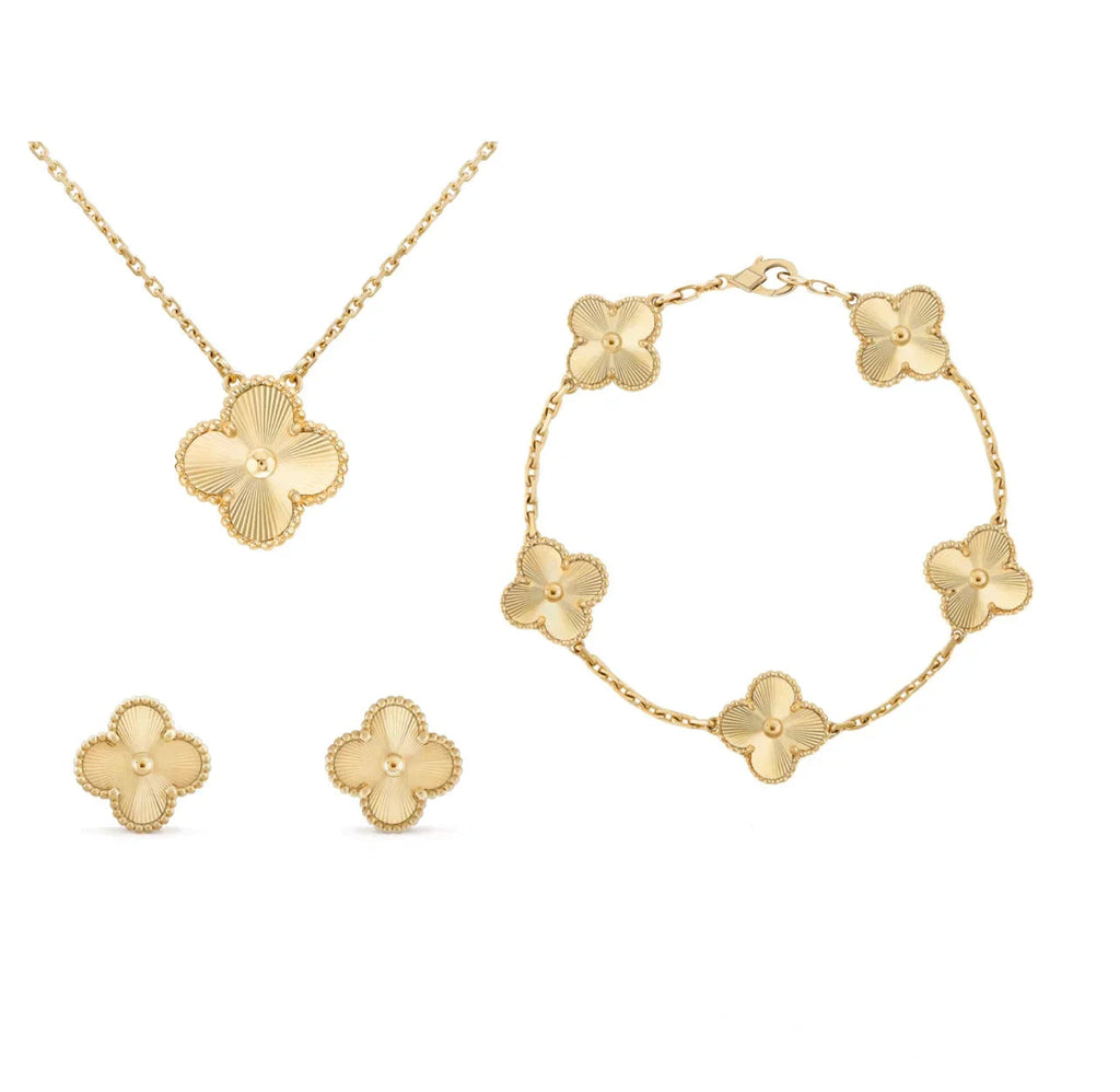 Four Leaf Clover Pendant Necklace and Earrings Jewelry Set